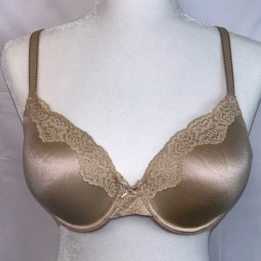 Maidenform Bra Comfort Devotion Lace Lightly Padded Underwire Extra Coverage